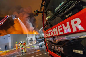 Schwere-Explosion-in-deutschem-Unternehmen-1-Mitarbeiter-wurde-get-tet-und-mehrere-weitere-verletzt