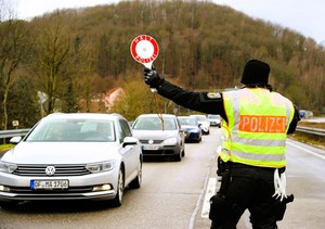 Offene-Grenzen-Polizeigewerkschaft-warnt-vor-Killerkommandos-wir-brauchen-mehr-Grenzschutz