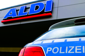 ALDI-evakuiert-Mehrere-Verletzte-in-Aldi-Filiale-Polizei-und-Rettungskr-fte-vor-Ort-