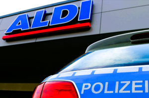 Angriff-bei-ALDI-T-ter-schl-gt-auf-Kunden-ein-Chaos-im-Supermarkt-Angreifer-auf-der-Flucht-