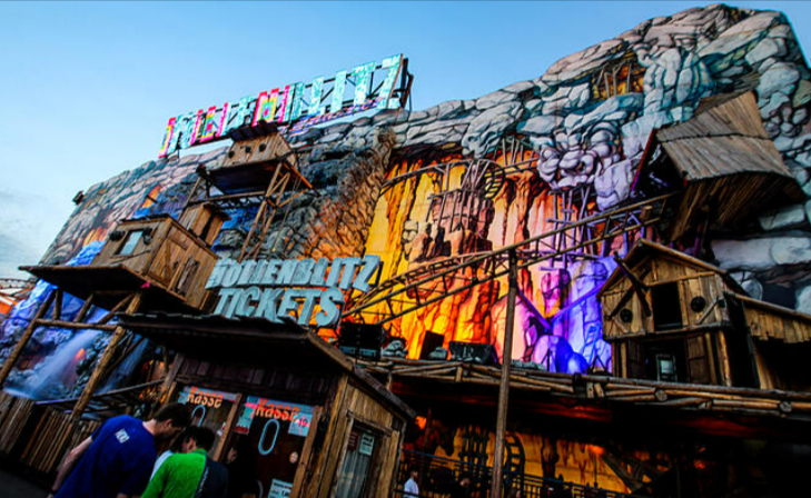 Achterbahn-Unfall! Oktoberfest im Ausnahmezustand: Mehrere Verletzte nach Achterbahn-Unfall.