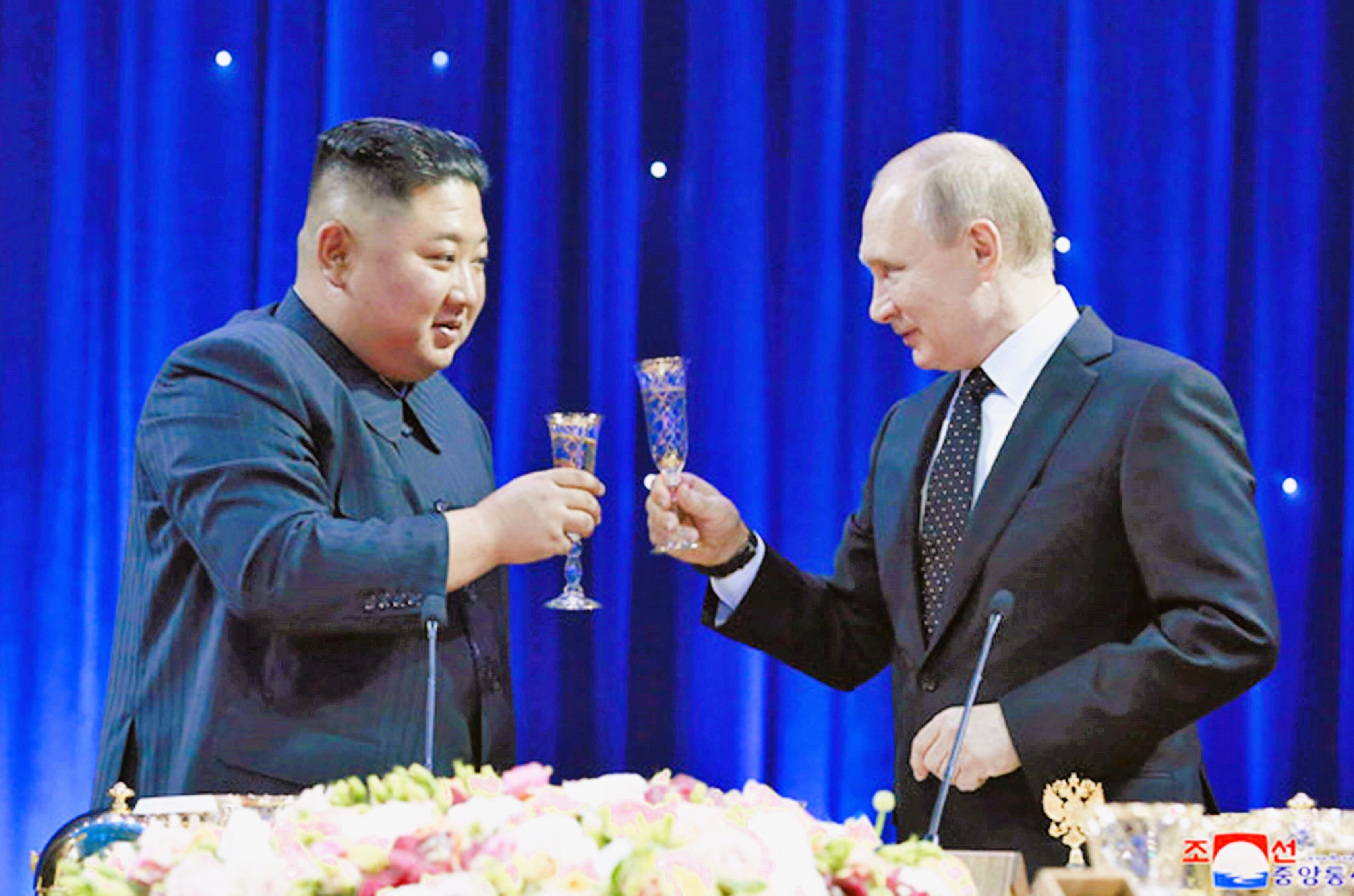 Putin und Kim planen Mega-Armee aus Nordkoreanern und Russen! Gemeinsamer Angriff auf die Ukraine?