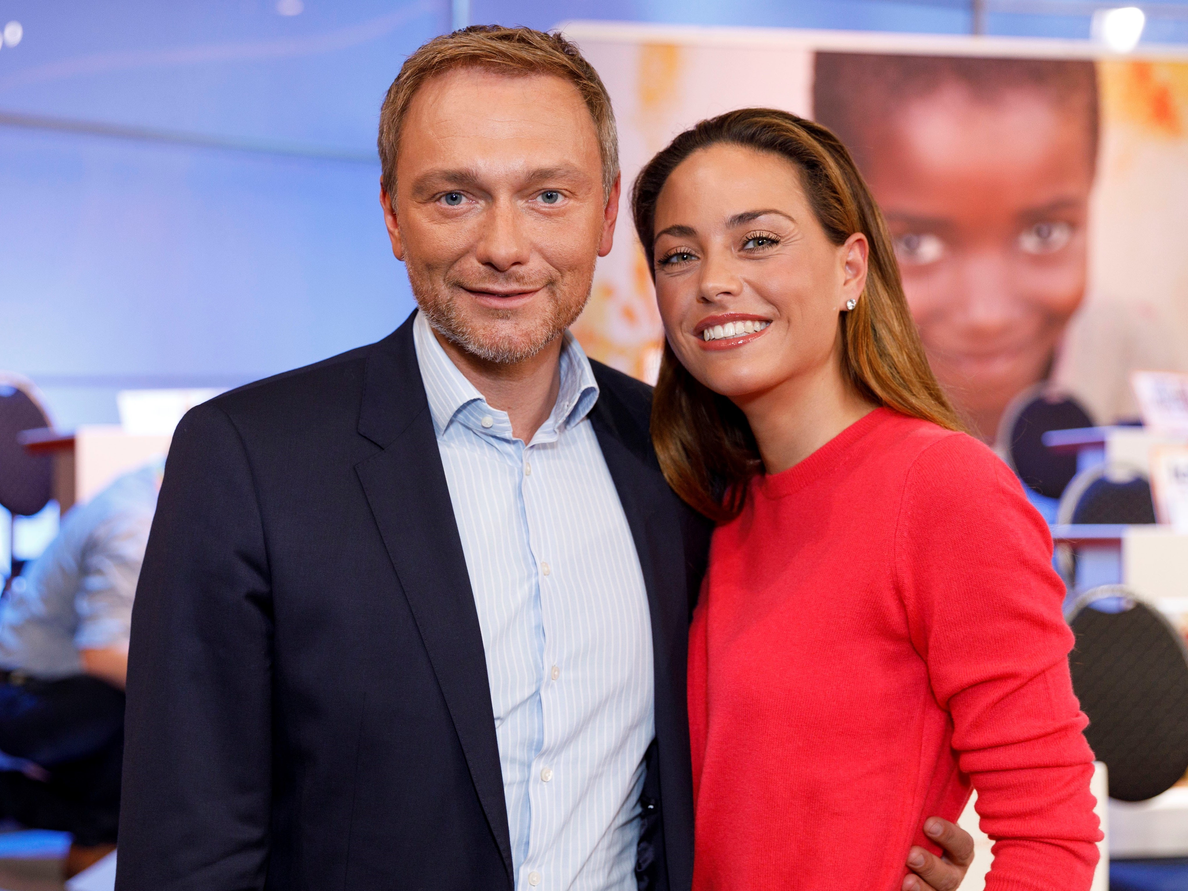 Geht Christian Lindner ins Dschungelcamp? RTL macht Ihm und seiner Frau ein Angebot! 