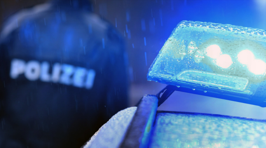 Schreckliche Bluttat auf dem Dorf - Mann tötet Ex-Frau und verletzt neuen Freund schwer!